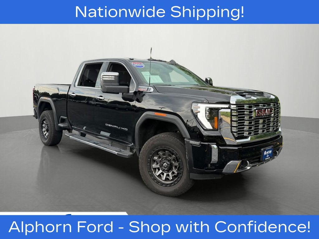 2024 GMC Sierra 2500HD Denali Crew Cab 4WD    