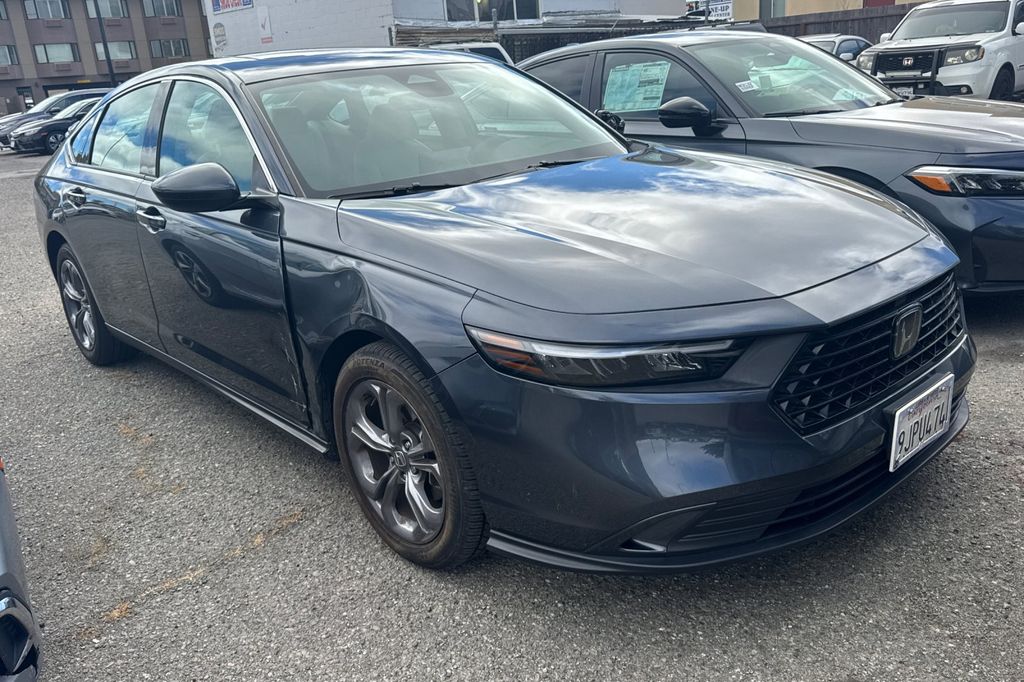 Used 2024 Meteorite Honda EX image 2