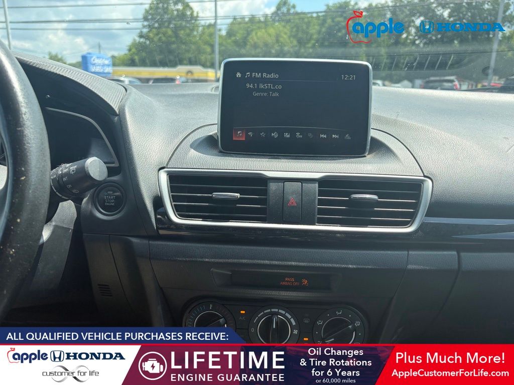 2015 Mazda Mazda3 Hatchback i Touring