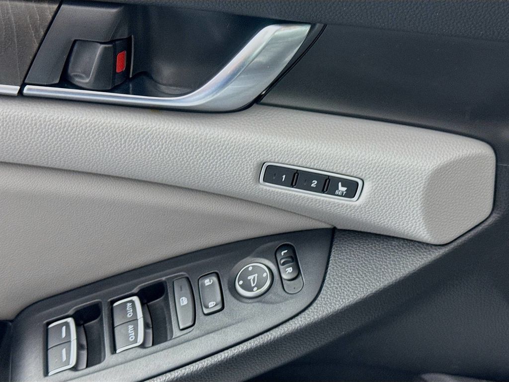 Used Car 2020 Honda Accord  Ex-l For Sale In Austin, Texas