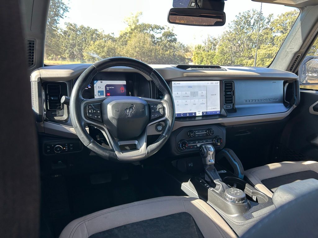 Thumbnail: 2022 Ford Bronco - 12