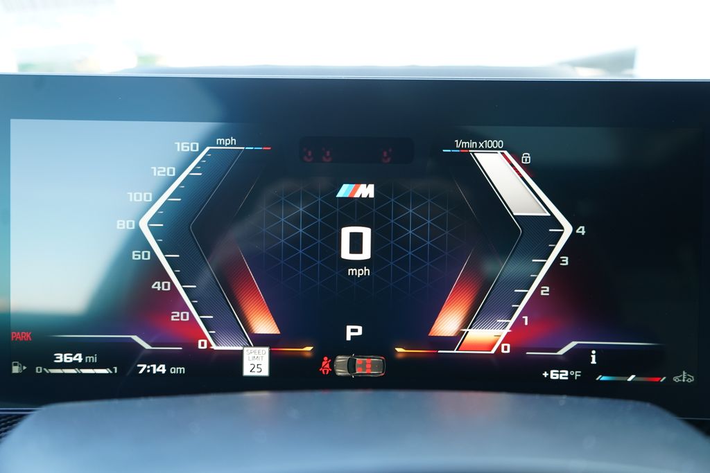 Thumbnail: 2026 BMW X7 - 16