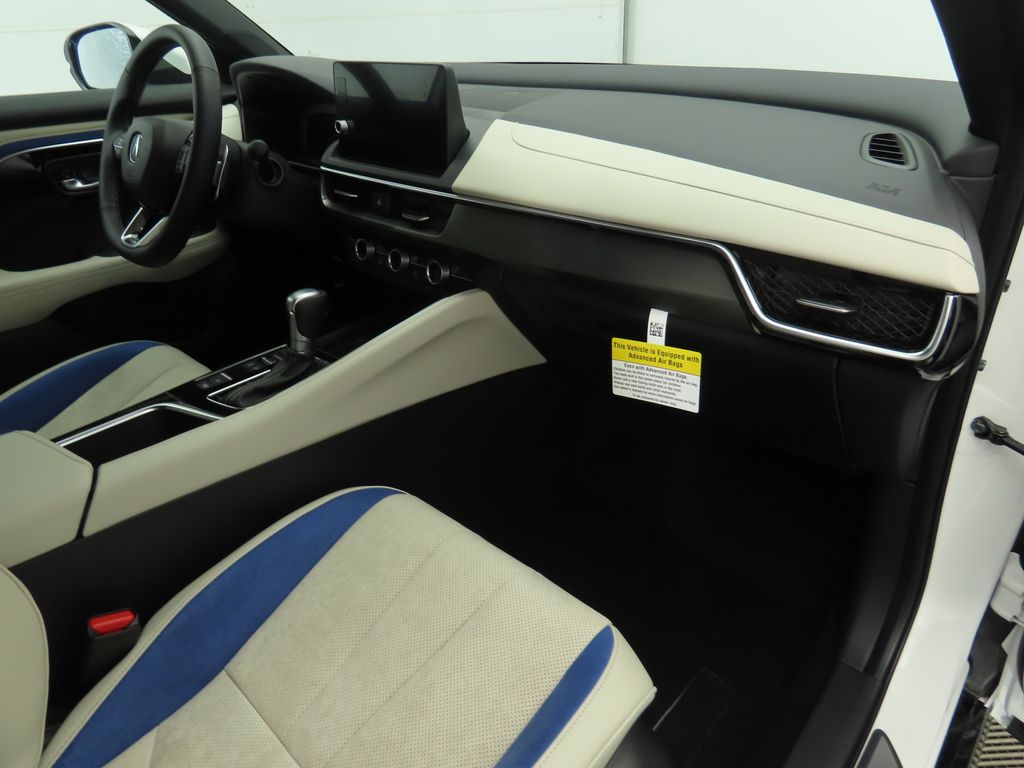 Thumbnail: 2025 Acura ADX - 17
