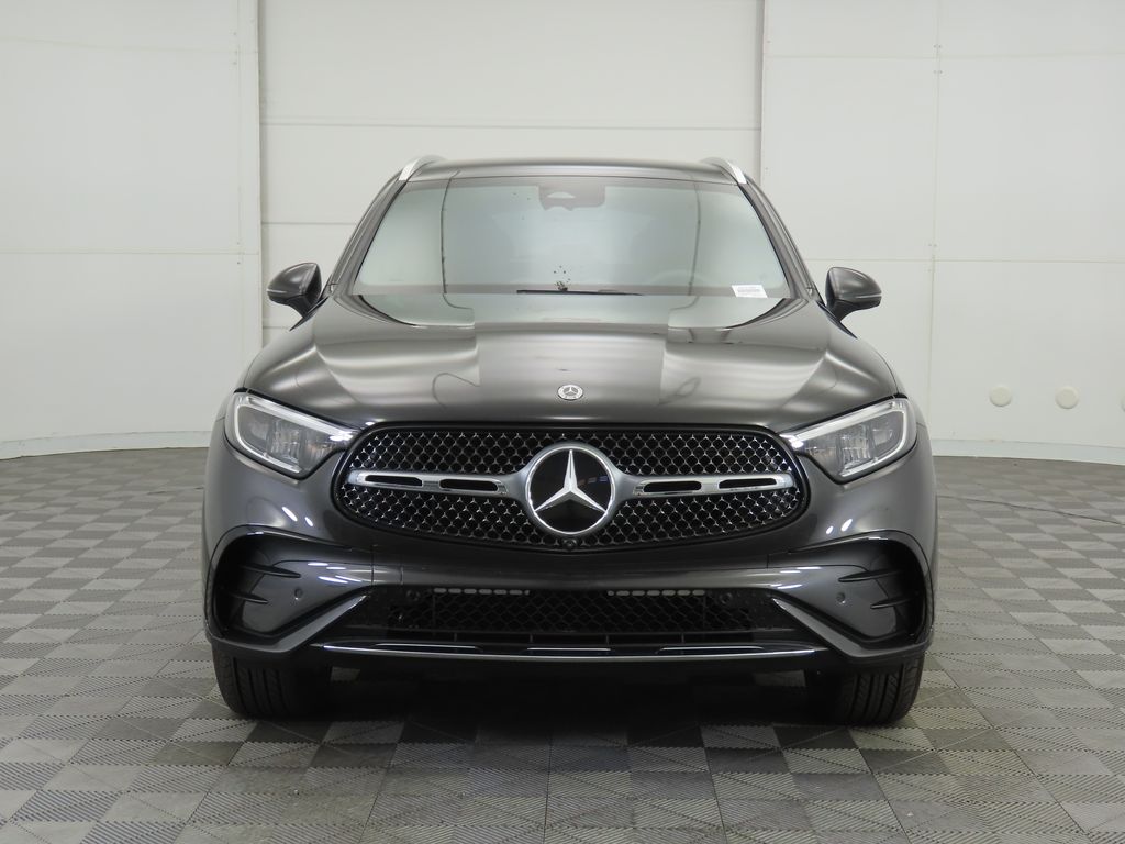 2025 Mercedes-Benz GLC 350 2