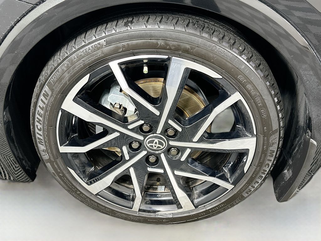 Thumbnail: 2024 Toyota Prius Prime - 29