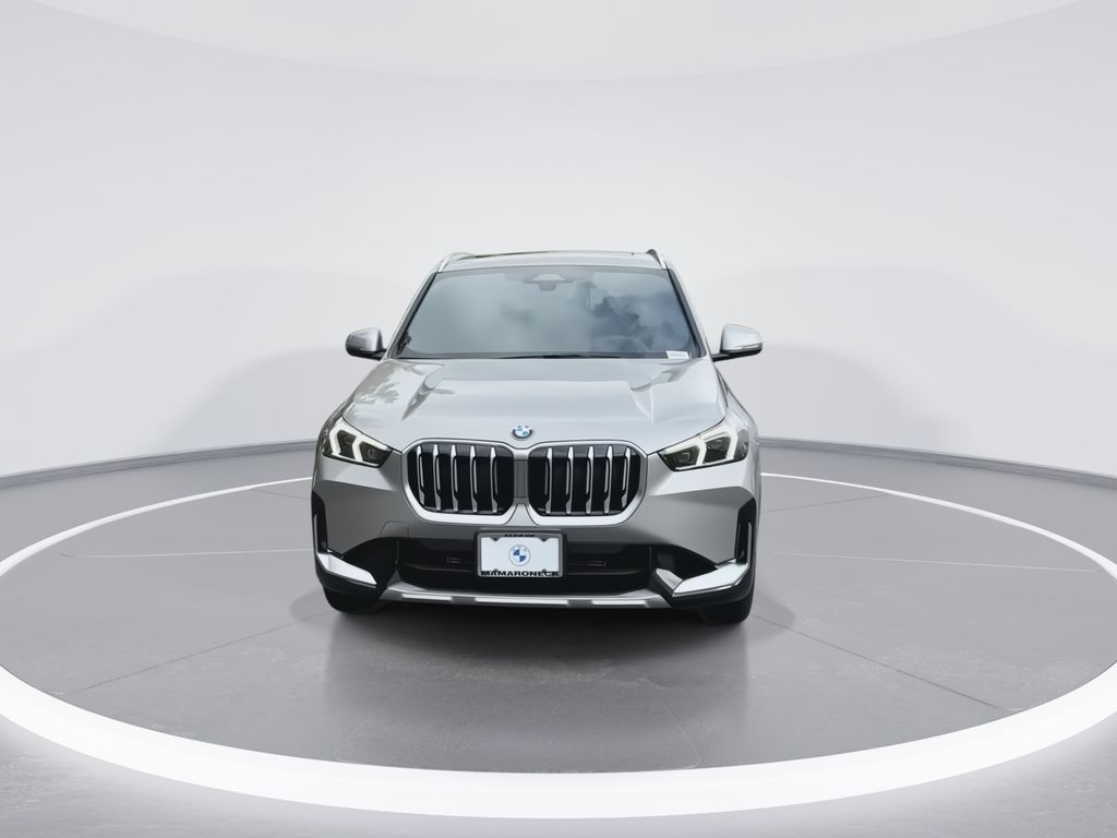 2025 BMW X1 xDrive28i 3