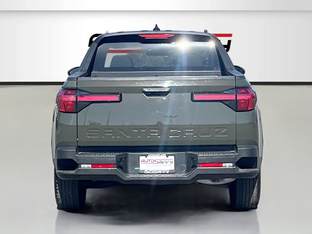 Used 2025 Green Hyundai SEL image 6