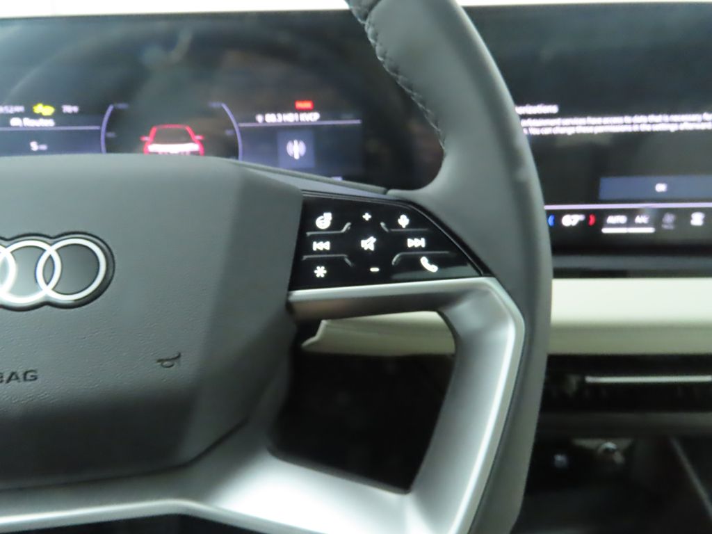 Thumbnail: 2025 Audi Q6 e-tron - 13