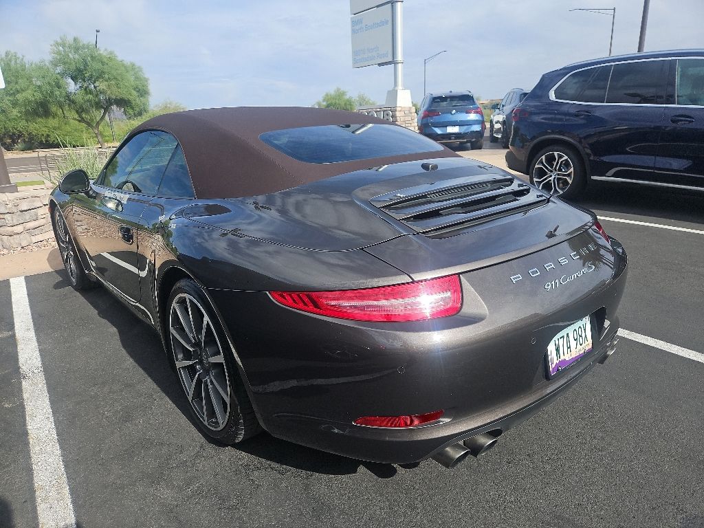 Thumbnail: 2012 Porsche 911 - 4