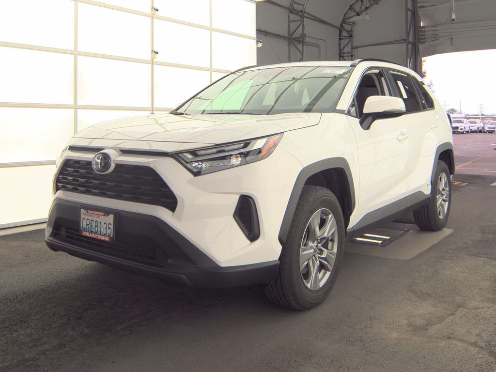 White 2024 Toyota RAV4 Hybrid XLE AWD SUV / Crossover All-Wheel Drive Continuously Variable Transmission