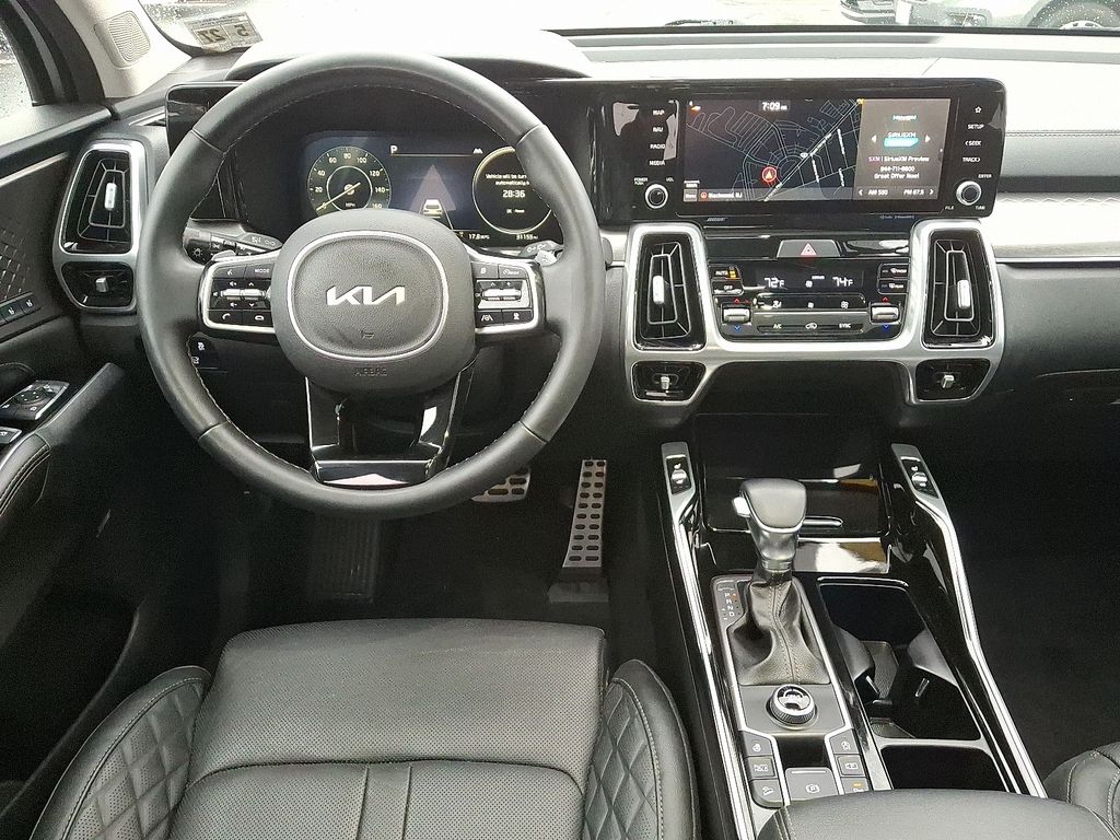 Thumbnail: 2022 Kia Sorento - 14