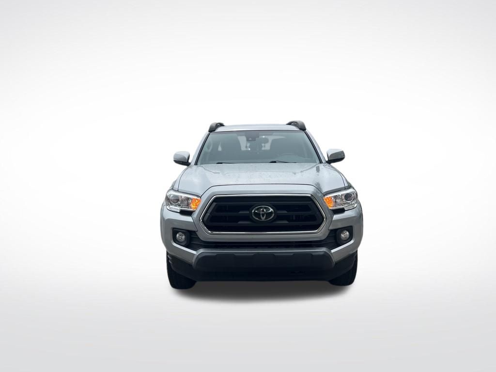 2023 Toyota Tacoma SR5 Double Cab 2WD V6 Auto Short Bed's photo