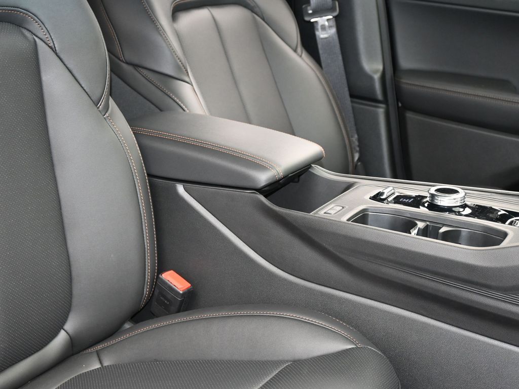 New 2026 diamond black crystal pearlcoat Jeep Limited image 39