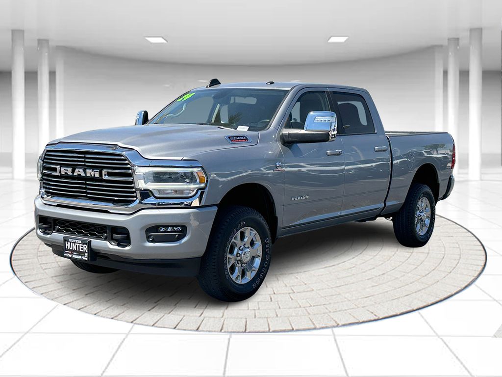 Billet Silver Metallic Clearcoat 2024 RAM 2500 Laramie Crew Cab 4WD Pickup Truck Four-Wheel Drive 6-Speed Automatic