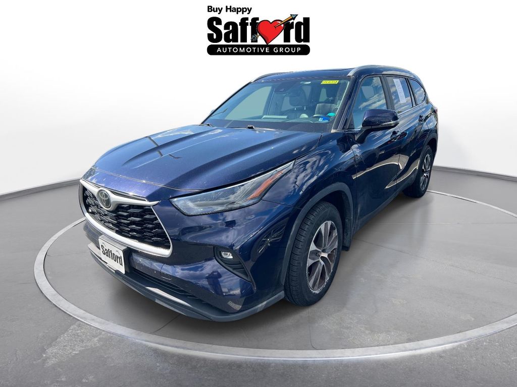 2023 Toyota Highlander XLE