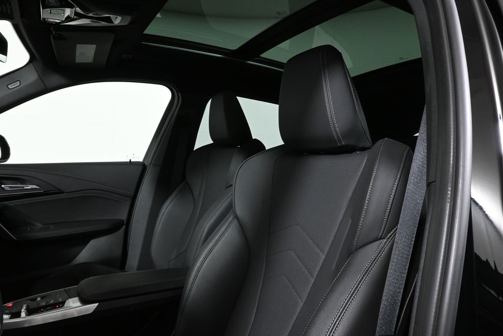 Thumbnail: 2023 BMW X1 - 15