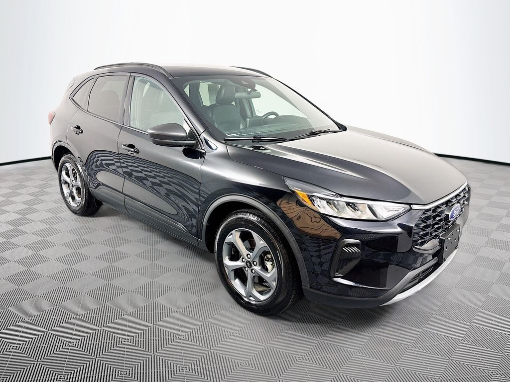 Black Metallic 2025 Ford Escape ST-Line FWD SUV / Crossover Front-Wheel Drive 8-Speed Automatic