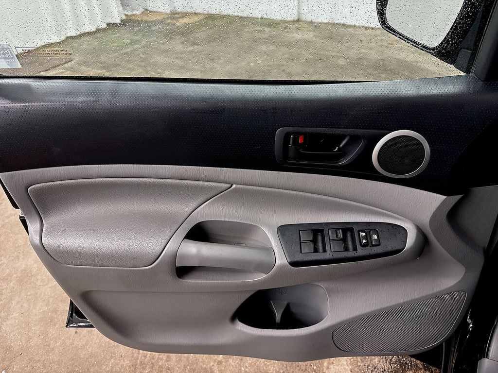 Used 2013 Toyota Tacoma Truck