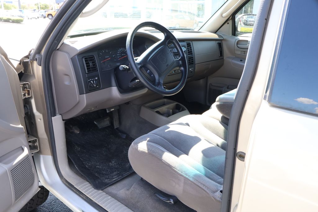Thumbnail: 2002 Dodge Dakota - 11