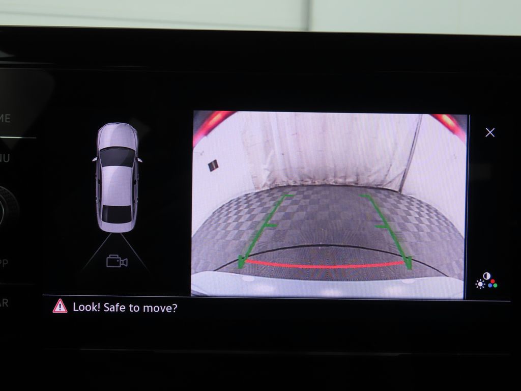 Thumbnail: 2025 Volkswagen Jetta - 15