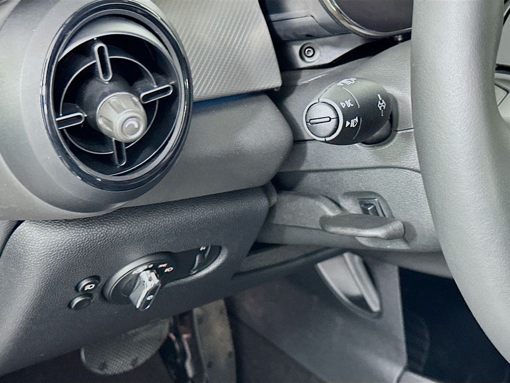 Thumbnail: 2024 MINI Cooper - 10