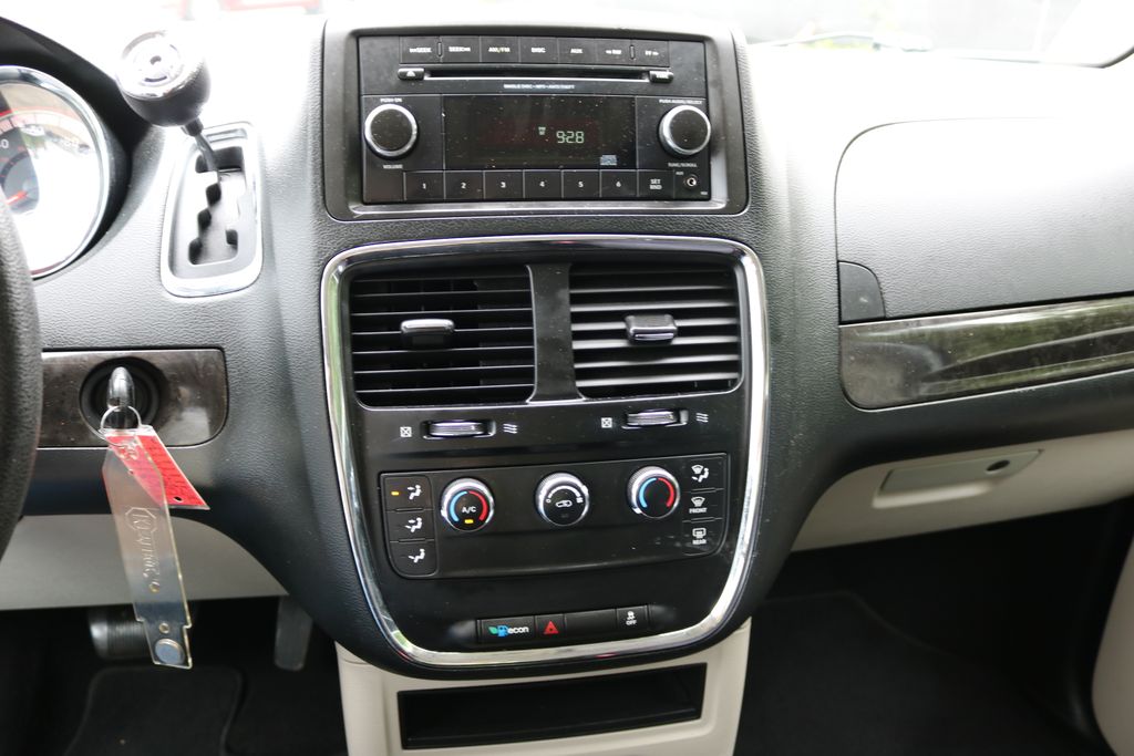 Used Car 2013 Dodge Grand Caravan  Se For Sale Under $10,000 In Austin, Texas