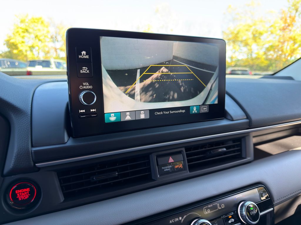 Thumbnail: 2025 Honda Pilot - 32