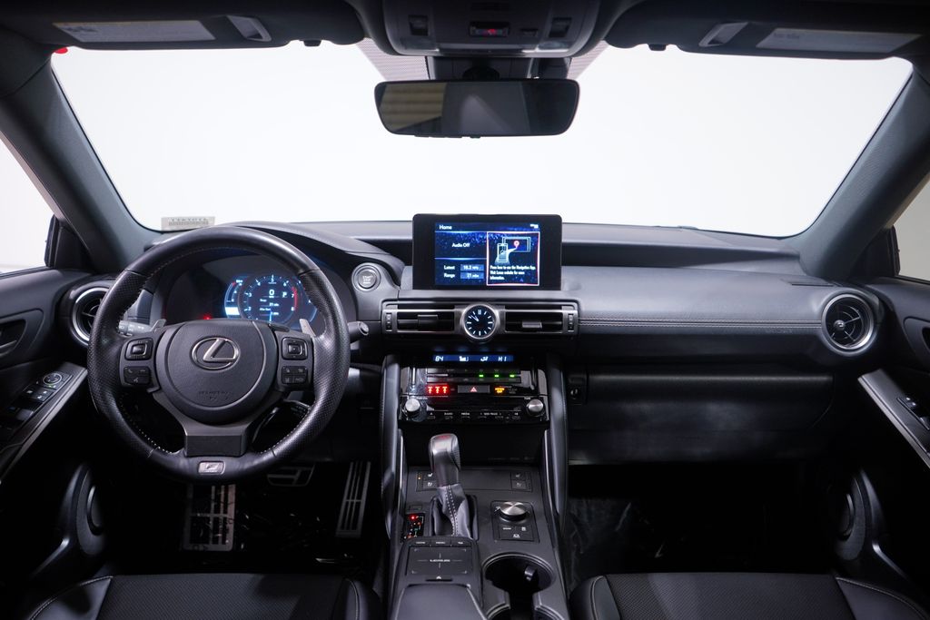 Thumbnail: 2022 Lexus IS - 10