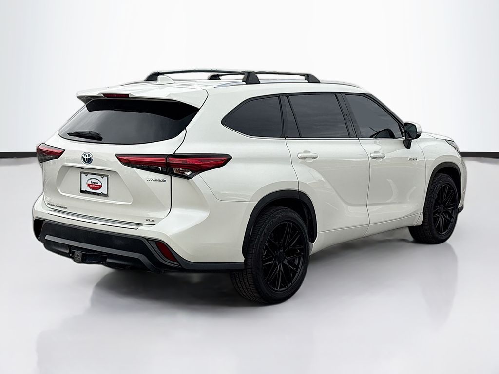 Thumbnail: 2020 Toyota Highlander - 5