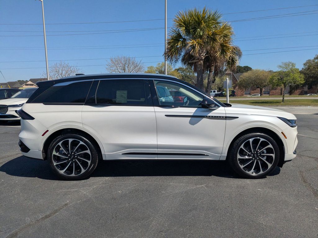 2026 Lincoln Nautilus Black Label