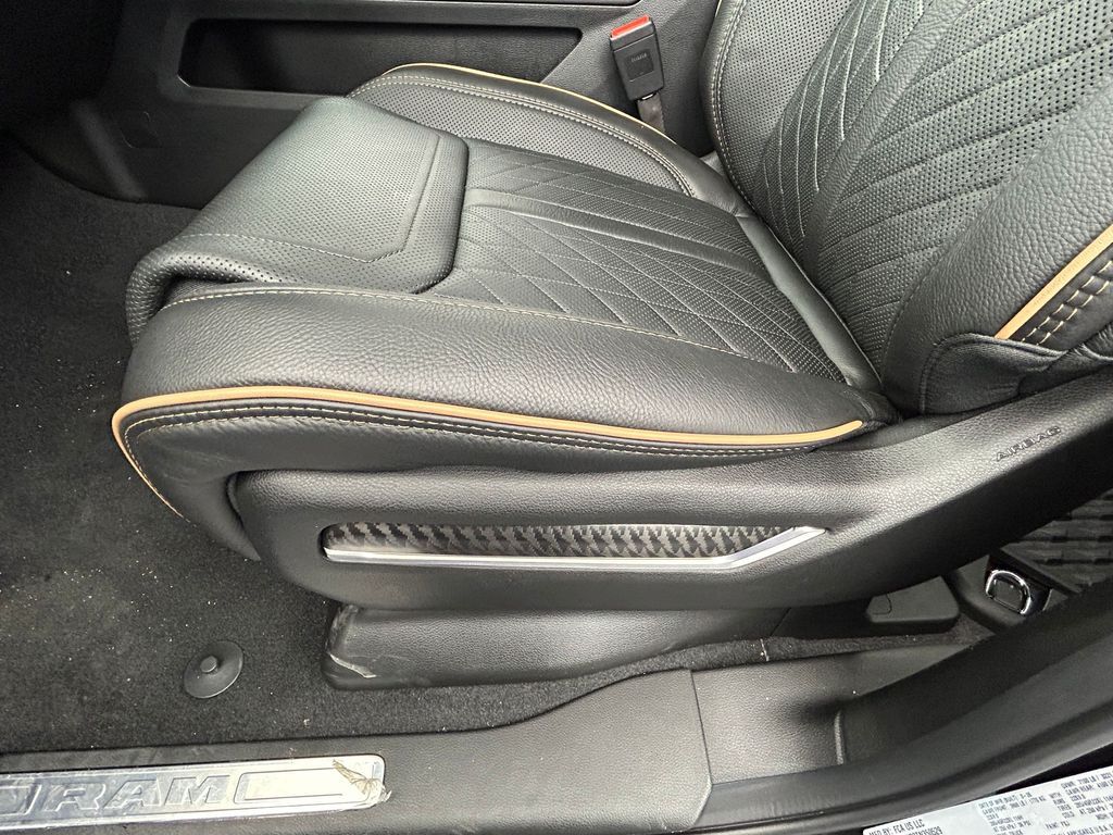 New 2026 Diamond Black Crystal Pearlcoat Ram Tungsten image 15