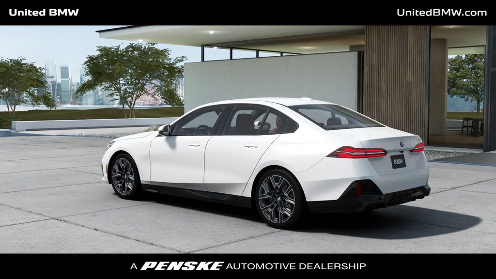 Thumbnail: 2026 BMW 5 Series - 2