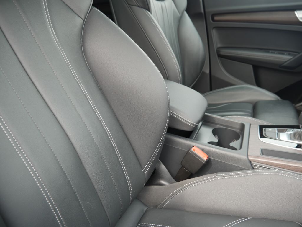 Thumbnail: 2023 Audi Q5 - 32