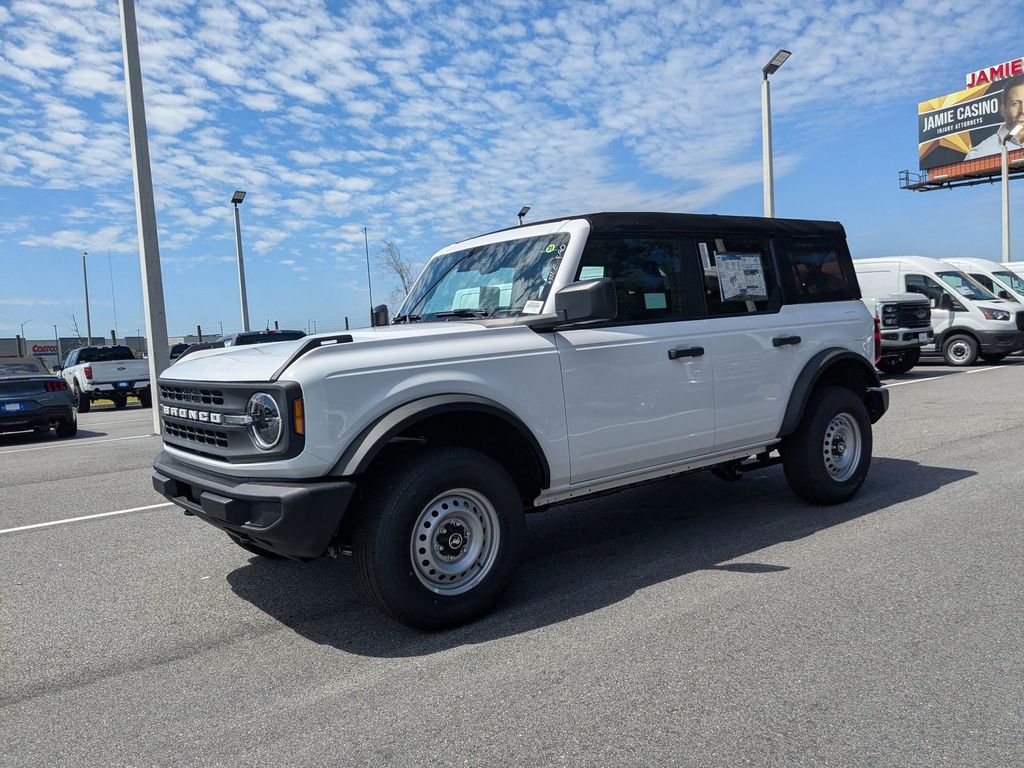 2025 Ford Bronco 