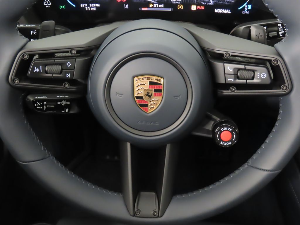 Thumbnail: 2025 Porsche 911 - 18