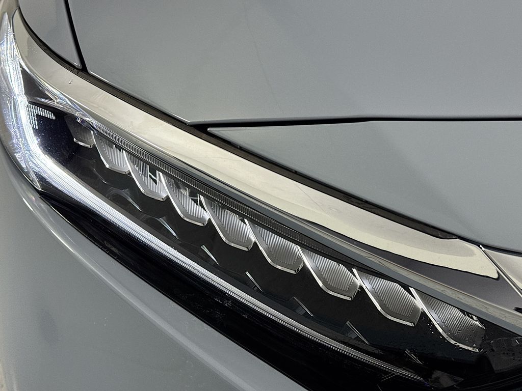 Used Car 2021 Honda Accord Hybrid  Touring For Sale Under $30,000 In Austin, Texas