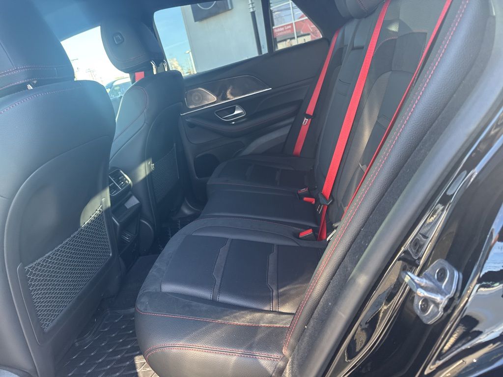 Thumbnail: 2023 Mercedes-Benz GLE - 4