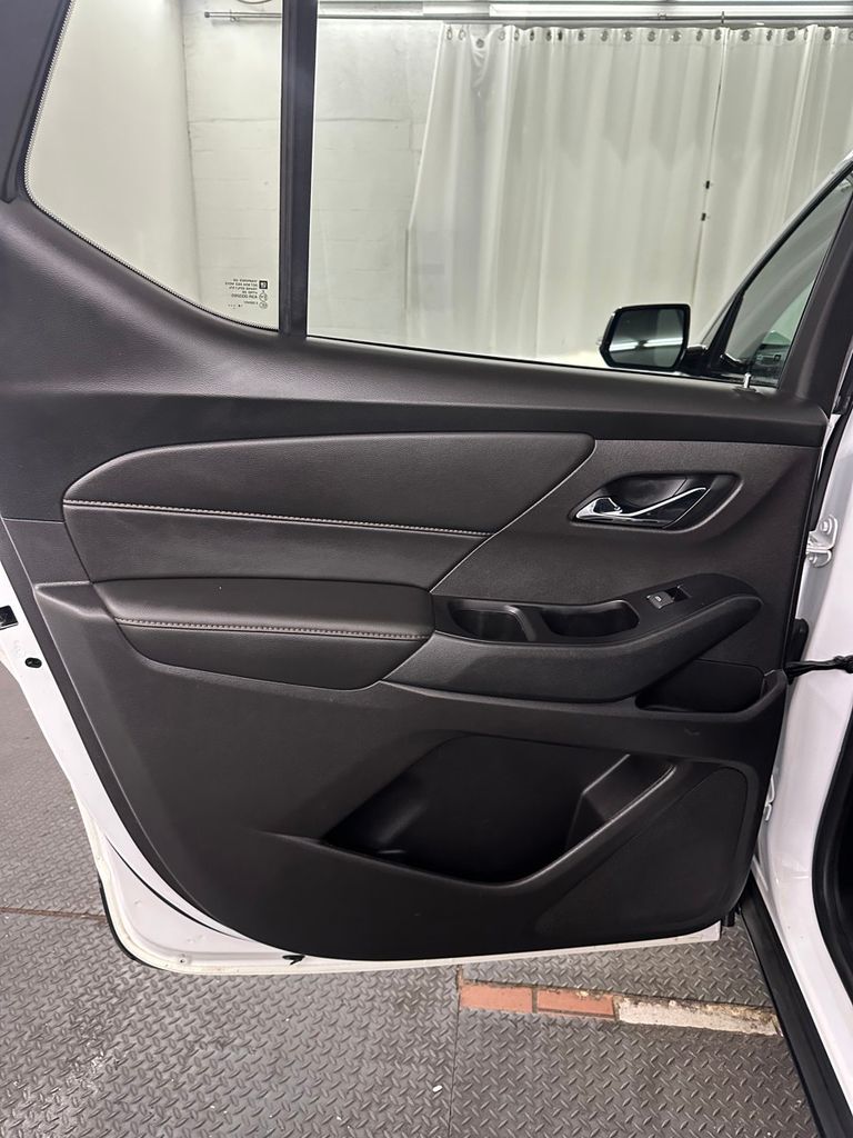 used 2019 Chevrolet Traverse car, priced at $20,985