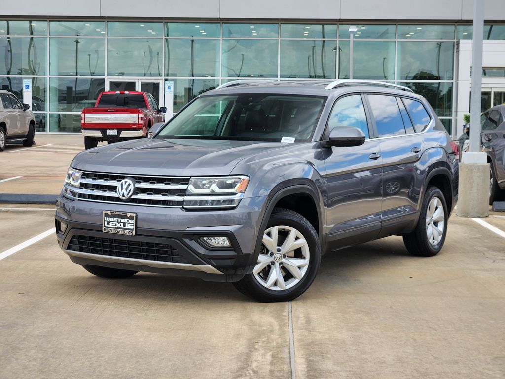 Platinum Gray Metallic 2018 Volkswagen Atlas SE SUV / Crossover Front-Wheel Drive 8-Speed Automatic