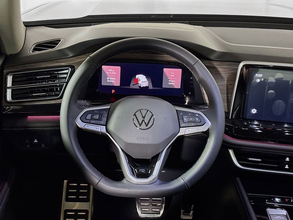 2025 Volkswagen Atlas 2.0T SEL Premium R-Line