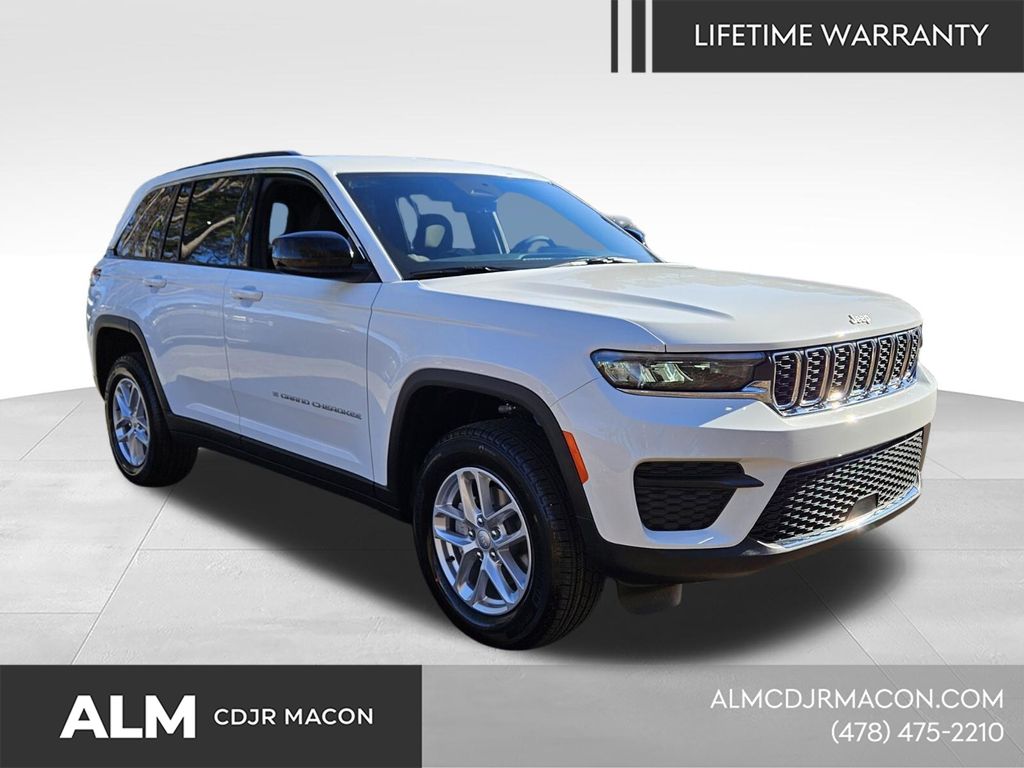 2025 Jeep Grand Cherokee Laredo