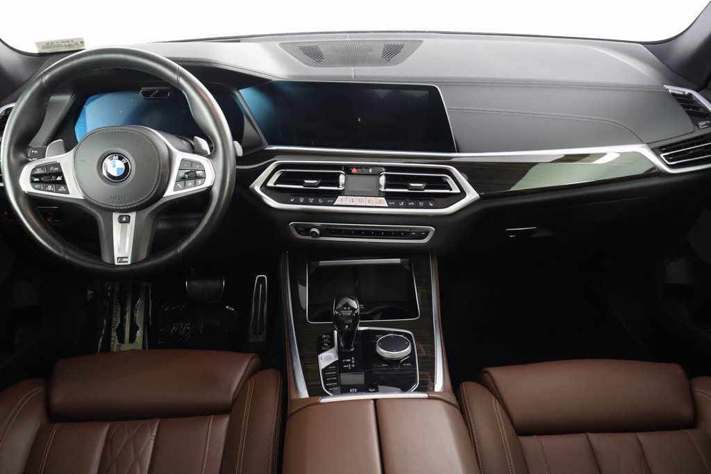 Thumbnail: 2020 BMW X5 - 11