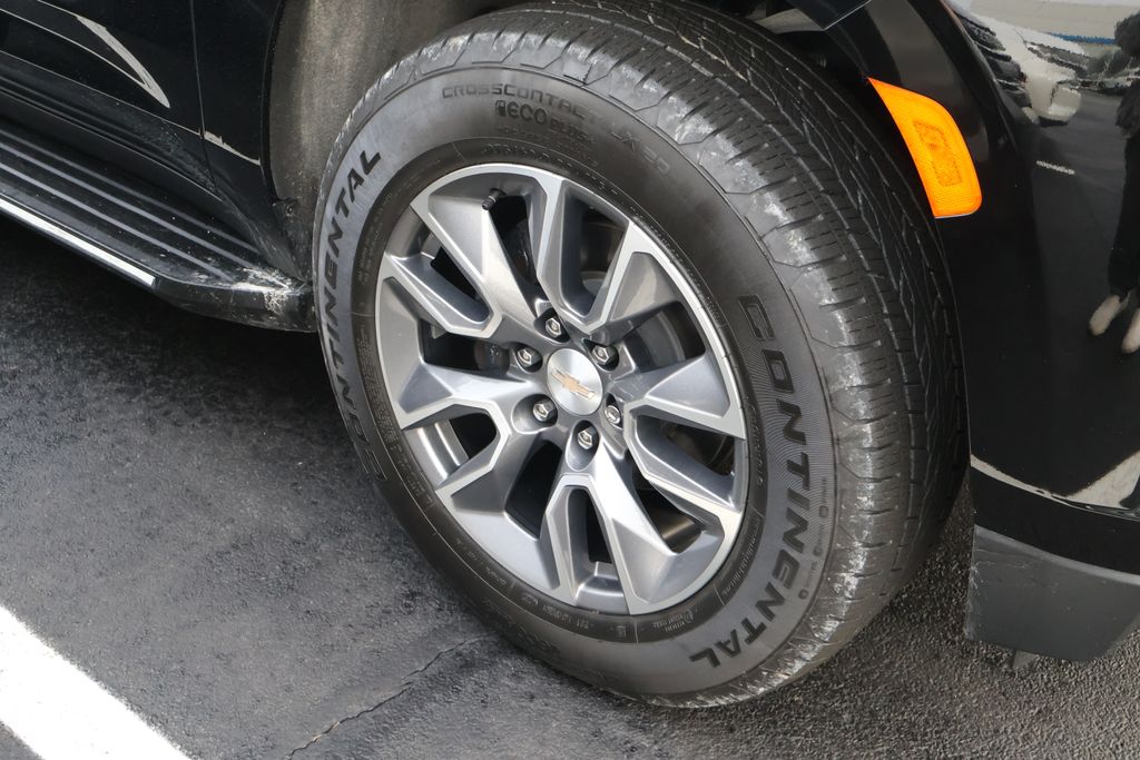 Thumbnail: 2023 Chevrolet Tahoe - 5