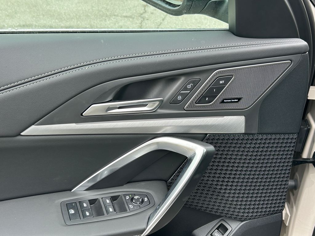 Thumbnail: 2026 BMW X1 - 12