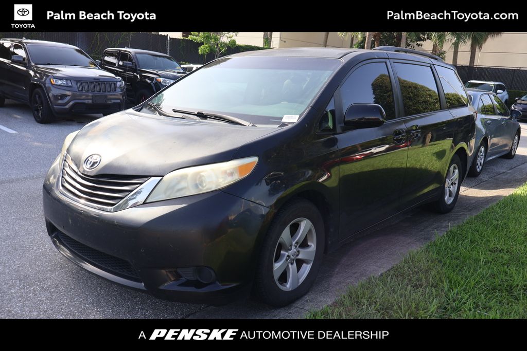 2011 Toyota Sienna LE -
                  West Palm Beach, FL