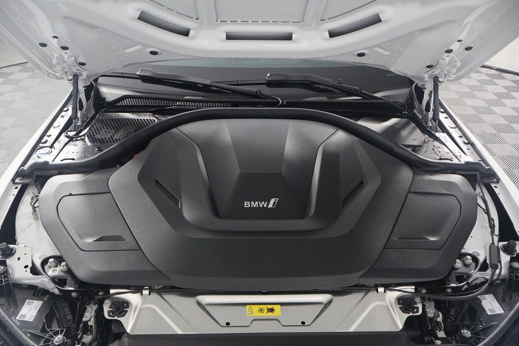2025 BMW i4 M50 9