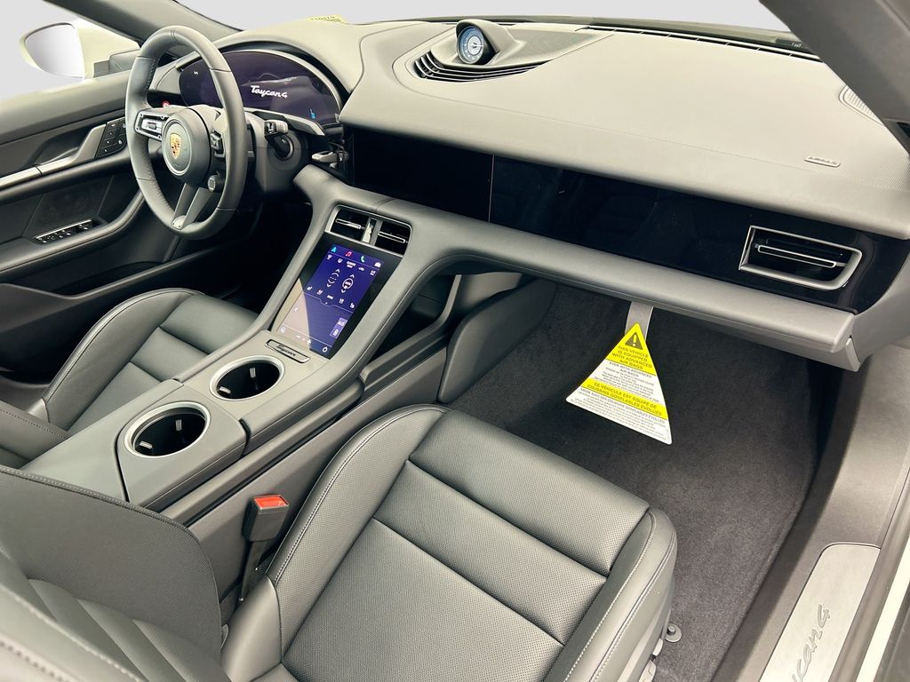 Thumbnail: 2026 Porsche Taycan - 20