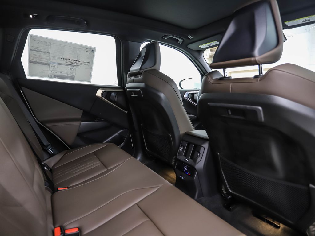 Thumbnail: 2025 BMW X3 - 27