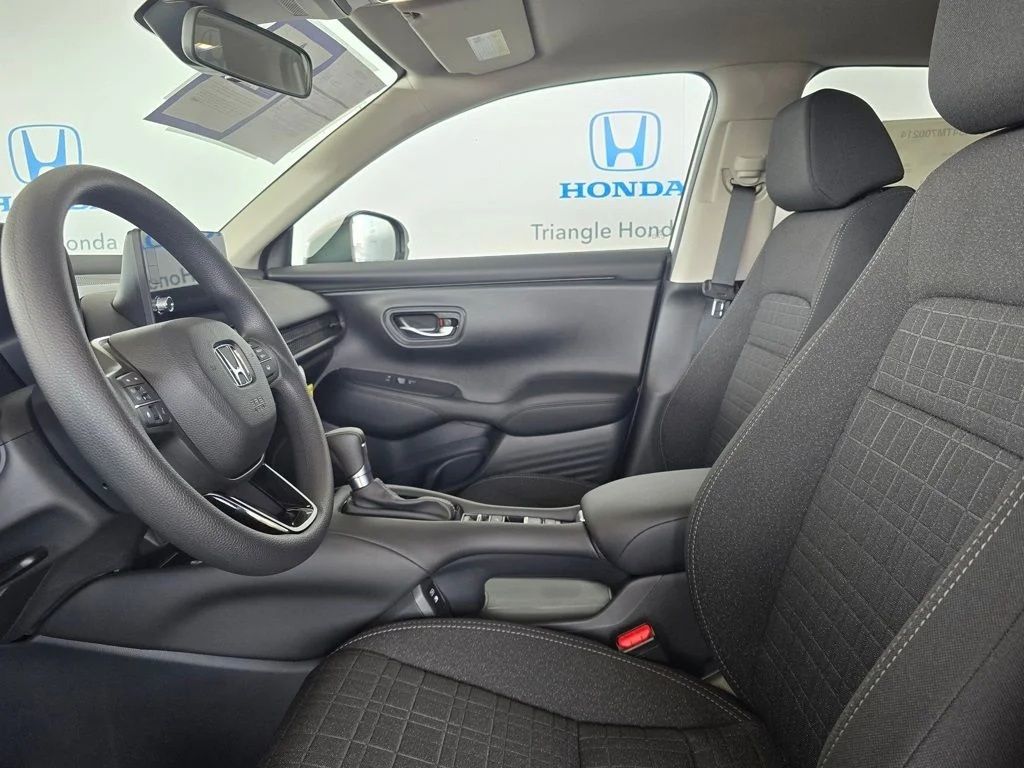 Thumbnail: 2027 Honda HR-V - 15