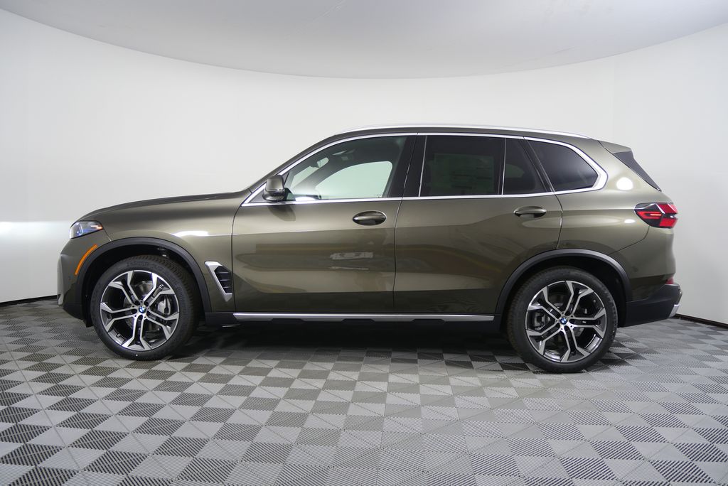 Thumbnail: 2026 BMW X5 - 6